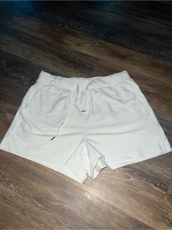 Old Navy Pants - Old Navy White Women's Athletic Drawstring Shorts